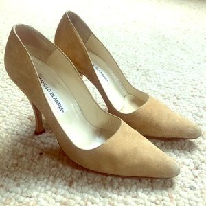Manolo Blahnik tan suede heels